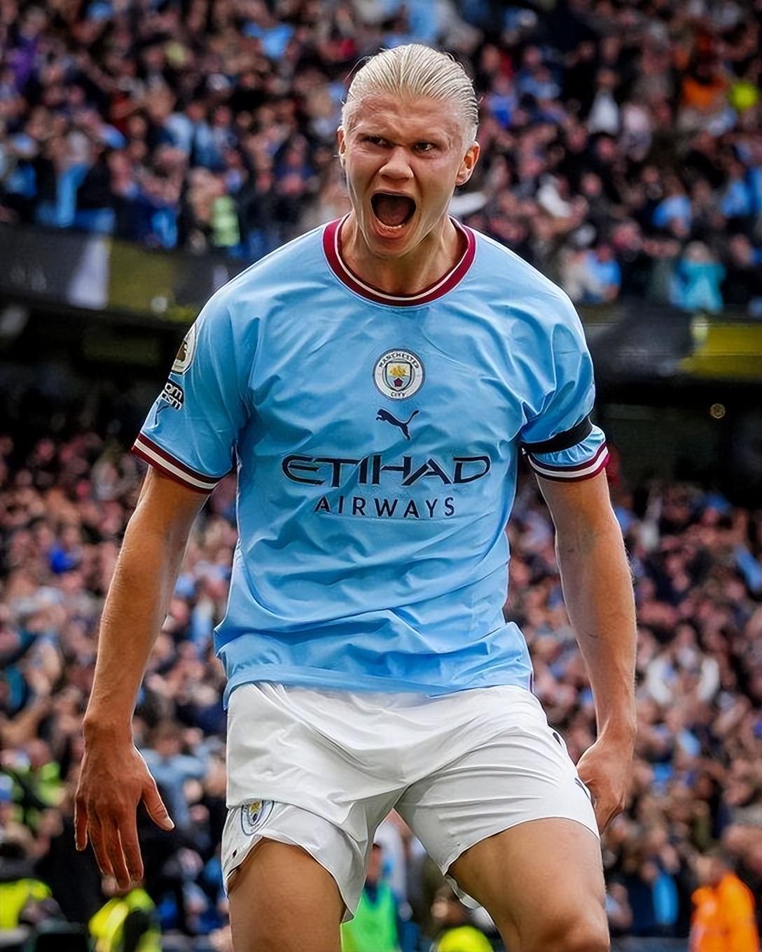 欧文突破防守助攻制胜（欧文强突防线送出制胜助攻）