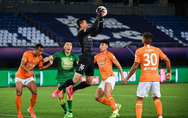 穆里尼奥：我们体能更充沛？这听起来像是借口，我们理应赢球（穆里尼奥：别拿体能当理由，这场比赛我们本该赢）