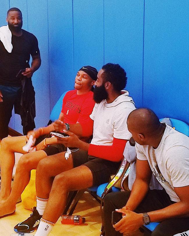 4场贡献3球3助，亚马尔当选西甲11月最佳球员（亚马尔4战斩获3球3助，荣膺西甲11月最佳球员）