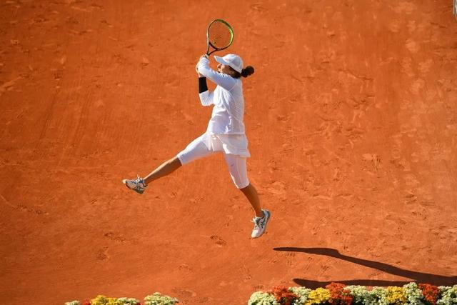 容上做出精 容上做出精